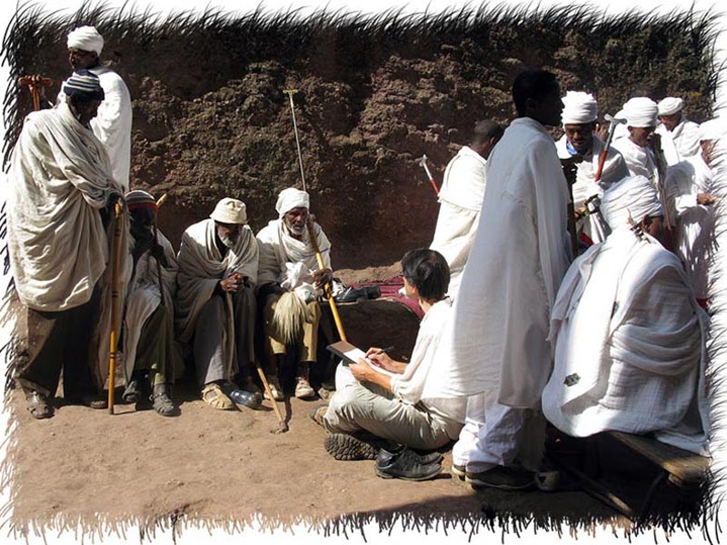 Dessinant un prêtre à Lalibela Ethiopie