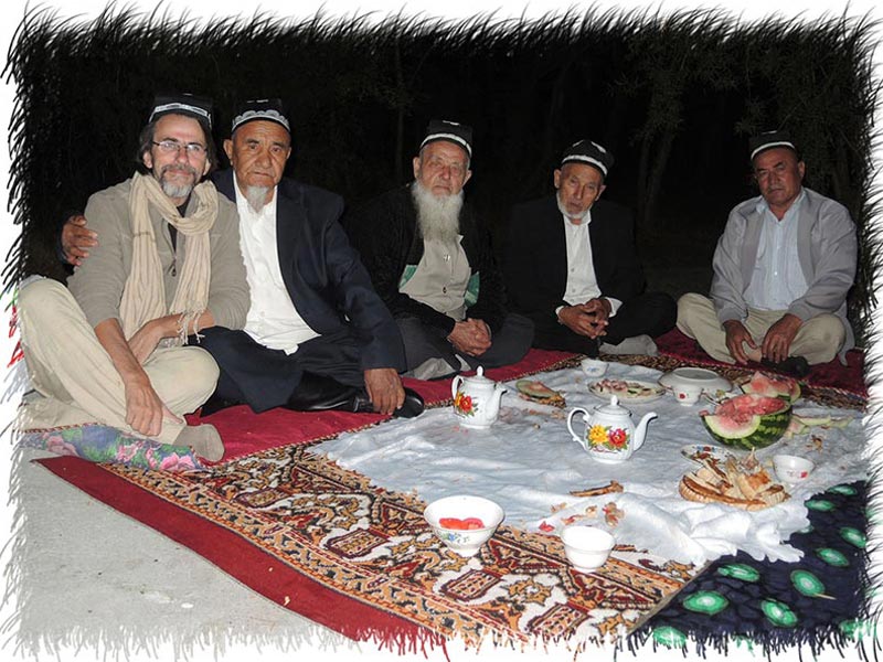 Repas partagé avec des "aksakal" Tadjikistan